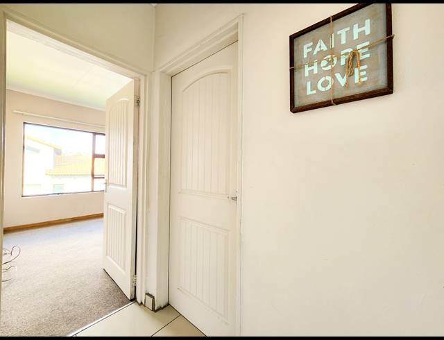 2 BEDROOM APARTMENT FOR SALE IN HONEYDEW